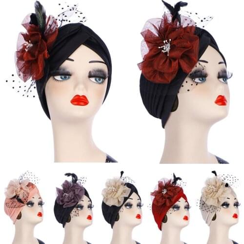 Fashion Women Feather Flower Cap Muslim Hijab Beanie Bonnet Vintage Party Caps Head Scarf Headwear Turban Chemo Cap Hat Ramadan