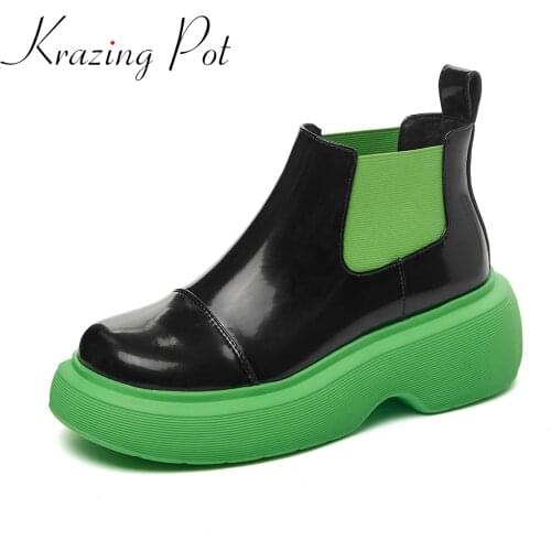 Krazing Pot cow leather round toe thick bottom superstar leisure green sole mixed color slip on keep warm motorcycle ankle boots