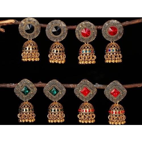 Classic Womens Green Rhinestone Gold Round Earrings 2021 Bijoux Gold Alloy Fashion Brinco Earrings Oorbellen Hangers