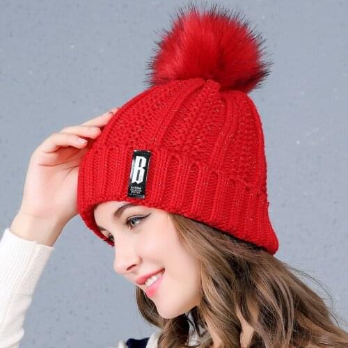 Lady Warm Knitted Hats Girls Pompom Cap Female Fur Ball Woolen Hat Winter Warm Knitted Wear Adjust Size A83
