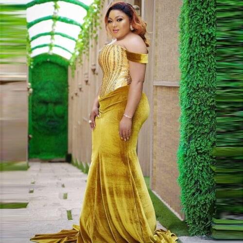 Velvet Plus Size Prom Dresses Off The Shoulder Sequined Appliques Birthday Robes For Photo Shoot Mermaid Evening Gowns