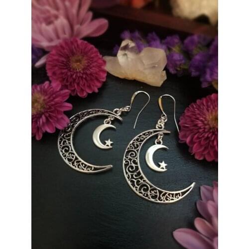 Silver Plated Crescent Moon Earrings,Moon Dangle Earrings,Moon&Star Earrings,Witchy Hippie,Filigree,Celestial Jewelry Gift