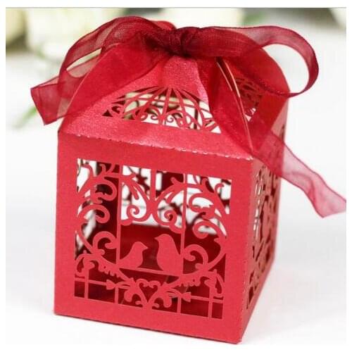 100pcs marriage Wedding Dress Candy Box Beautiful Wedding Favor Boxes Wedding Souvenirs Gift Packing Box