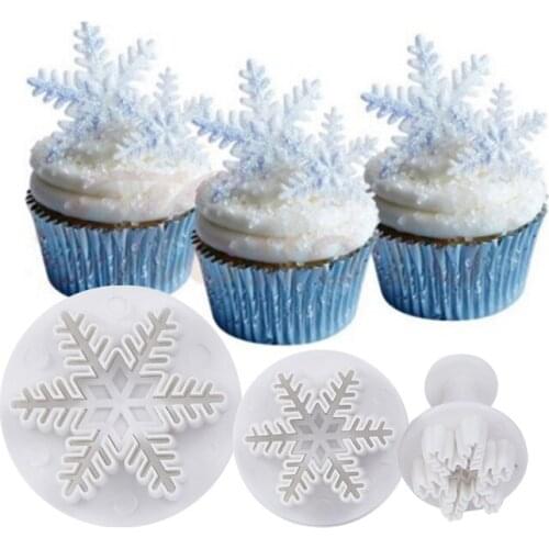 3pcs Christmas Snowflake Fondant Cake Decoration Tool Plunger Sugar Cutting Craft Knife Mold New Year Gift Cake Decoration Tool