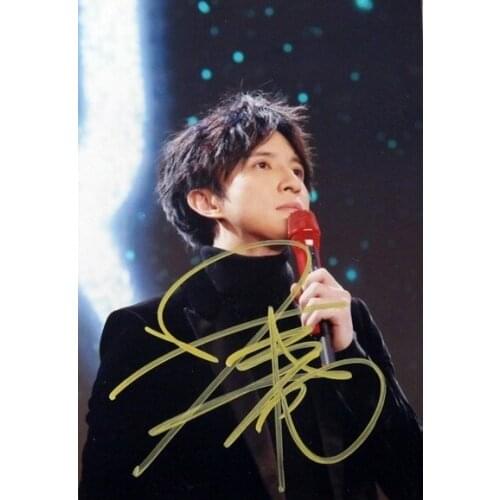 Signed XUE ZHIQIAN Joker autographed photo 6 inches free shipping 4 versions 122017