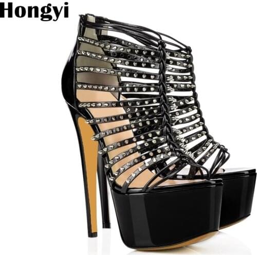 Hongyi New Arrival Punk Style Rivets Sandals Women Patent Leather Gladiator Platform Sandals Cool Ladies Shoes Woman Open Toe