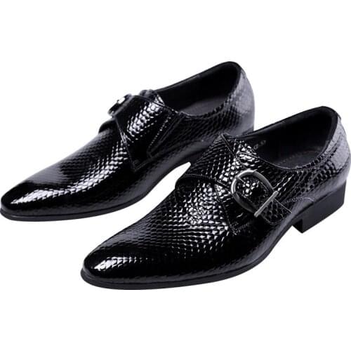 Serpentine Black Mens Dress Shoes Mens business Shoes Patent Leather Mens Formal Shoes Wedding Party Shoes With Buckle
