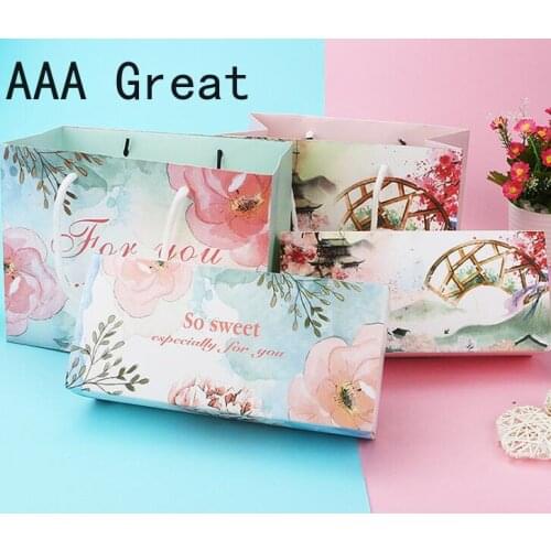 10Pcs/Lot Kraft Paper Gift Bag With Handle Wedding Birthday Party Gifts Christmas New Year Shopping Package Bags Flowers Clothes