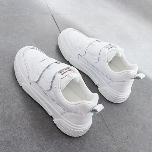 Spring Autumn Women Shoes 2021 New Velcro White Shoes Female Korean Version All-match Casual Shoes Comfortable Light Sneaker