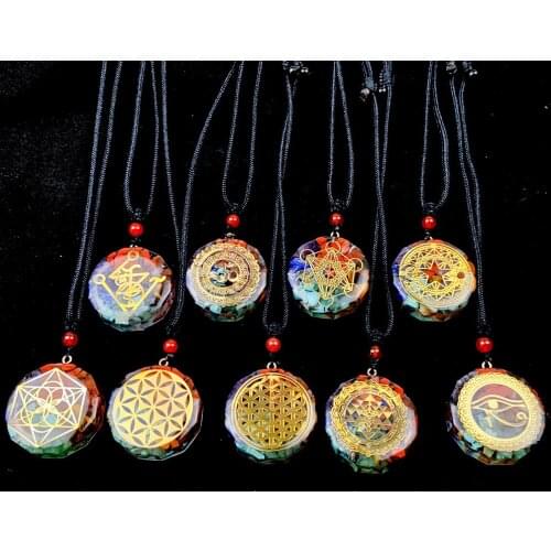 Natural Crystal Chakra Ogan Energy Car Pendant Energizing Om Orgonite Necklace Bring Lucky Necklace Absorbs Negative Energy Gife