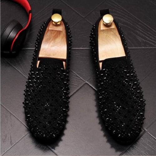 New Fashion Men Loafer Shoes Slip On Designer Rivets Stud Shoes Punk Style Men Fashion Shoes Zapatos De Hombre 1a38