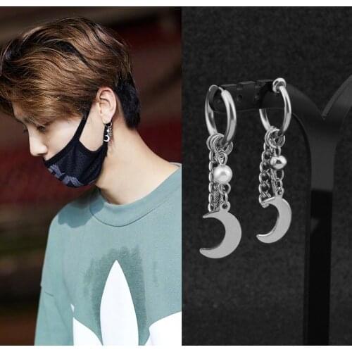 Single Stainless Steel Moon Pearl Men and Women Earrings Korean Star Celebrity Inspired Punk Tassel Pendant Earrings