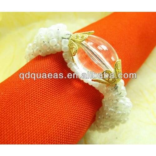 Napkin rings crystal with white pearl wedding decoration, napkin holder