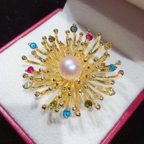 Natural fresh water pearl chrysanthemum Brooch Pearl Flower Brooch
