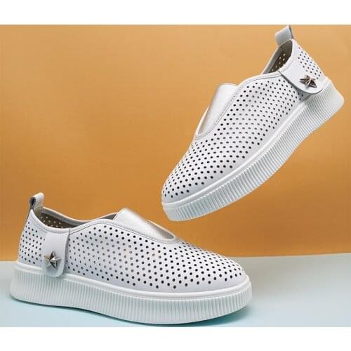 Shoes Woman Summer 2021 Womens Moccasins Flat Slip-on Loafers Genuine Leather Fashion Breathable Sneakers Wide Foot Shoes