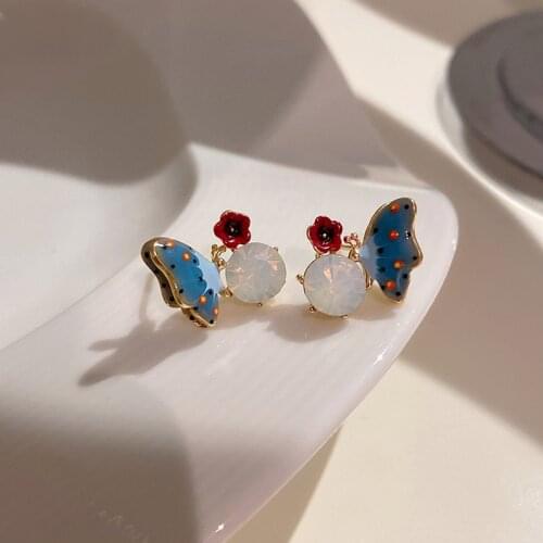 Cute Small Enamel Butterfly Shining Rhinestone Earrings For Women Vintage Geometric Stud Earrings Korean New Design Jewelry