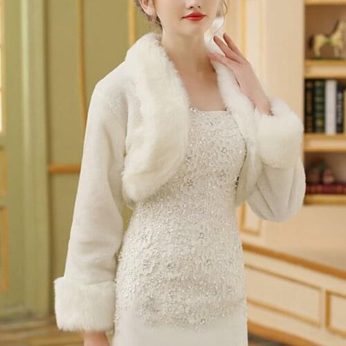 Wedding Accessories High Quality Faux Fur Long Sleeves Solid Color Wedding Jackets Winter Warm Coats Bride Wedding Coat