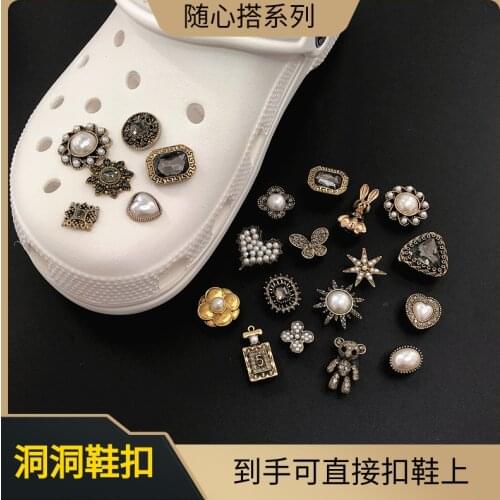 Hole Shoes DIY Shoe Buckle Alloy Bear Perfume Bottle All-Match Accessories Personality Dark Punk Shoes Flower 3pcs/lot