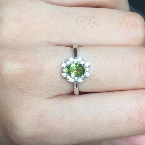 Attractive classic gree Peridot gemstone Ring 925 sterling silver ring natural gem engagement ring birthday Christmas gift