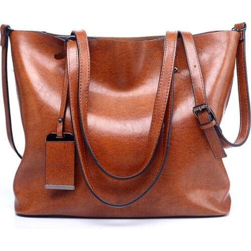 New style retro luggage fashion handbags shoulder messenger bag cloud bag autumn and winter large capacity bag PU soft leather