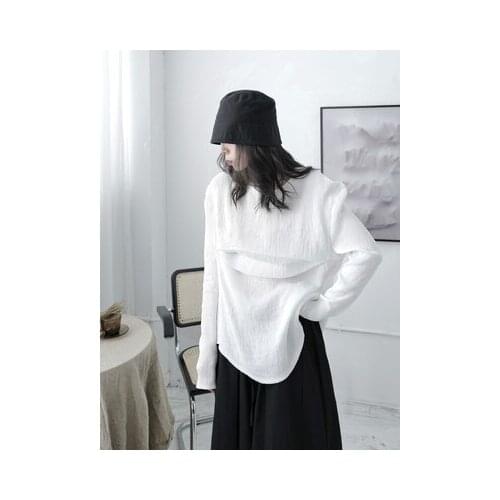 The new spring and autumn loose texture minority design irregular long-sleeved t-shirt jacket fashion