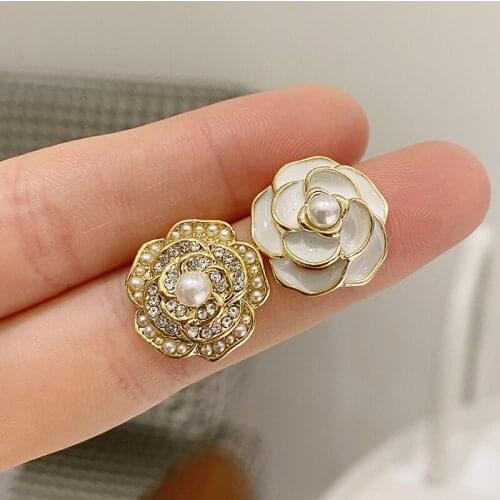 Delicate Jewelry 14K Gold Plated Irregular Flower Zircon Stud Earrings for Women Unique Elegant Earrings