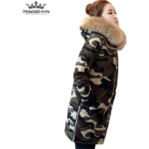 Tnlnzhyn 2019 New Winter Women Coat Slim Natural Fur Collar Hooded Down Cotton Jacket Thick Warm Camouflage Cotton Jacket Y559