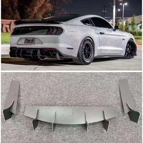 Dry Carbon Fiber Rear Bumper Lip Spoiler Auto Car Rear Diffuser Fits For Ford Mustang 2018 2019 2020 2021
