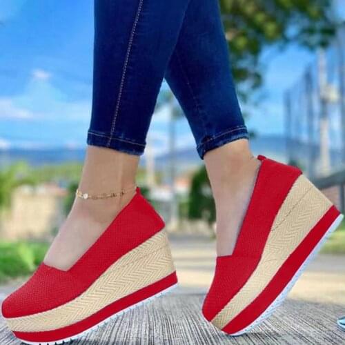 Spring Wedge Woman Shoes Flats Platform Sneakers Ladies Comfort Loafers Slip On Casual Shoes Flock Thick Bottom Shoes 2021