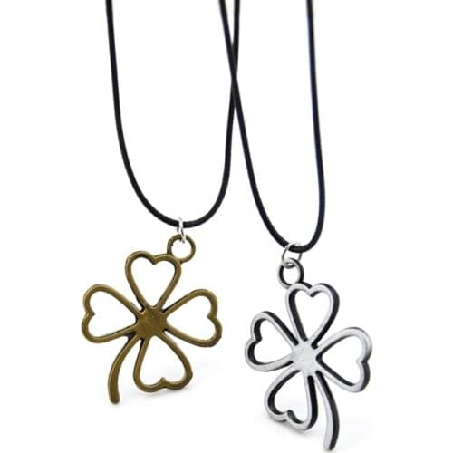 Vintage Gold Color Clover Pendant Necklace For Women Retro Flower Leather Chain Choker Female Jewelry Gift