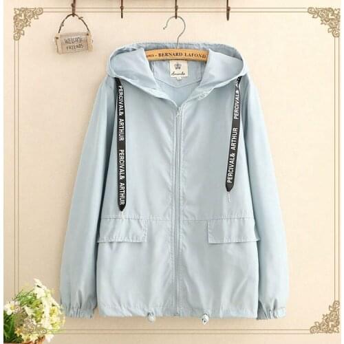 Japanese Mori Girl in 2018, the new female small pure and fresh and express it in schoolgirl Hooded zipper cardigan coat