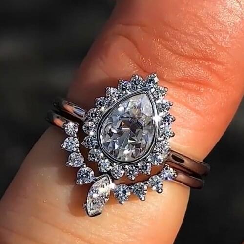 Fashion Cute Female Water Drop Wedding Ring Set Vintage Silver Color Engagement Rings For Women Crystal Zircon Bridal Sets