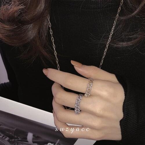Retro INS Niche Design High-End Sense Chain Ring Index Finger Ring Female Wedding Party Jewelry Trendy Personality Jewelry