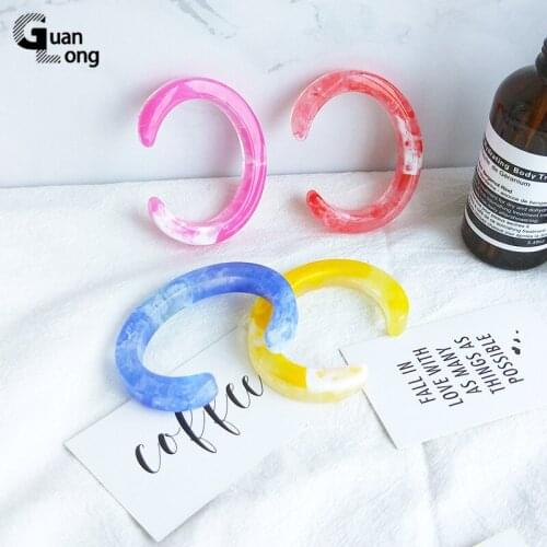 GuanLong Vintage Resin Cuff Open Bracelet and Bangles for Women 2019 Fashion Jewelry Geometric Grain Acrylic Charm Bangle Girls