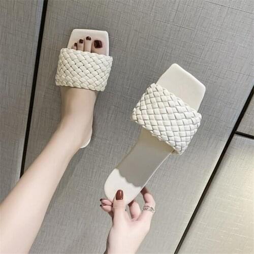 2021 New Fashion Women Summer Slippers Ladies Square Toe Sandal Slipper Casual Flip Flops Beach Weave Flat Shoes 35-42