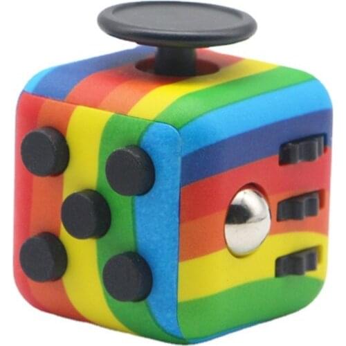 Personalized Dice Popular Rainbow Decompression Cube Children Educational Toy Adult Anti-stress Finger Exercise Color Dice