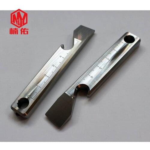 1PC Portable Titanium Alloy MIni Crowbar Bottle Opener Tactical Self-defense Multifunction EDC Tool