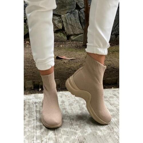 Hiking Shoes Cream Color Faux Leather Women 'S Sports Shoes Casual Comfortable and Stylish Design