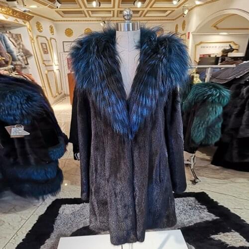 WINTER PALACE fashion Winter Mink Coat long Fox collar Imported velvet grade mink fur coat International catwalk style F006D-S