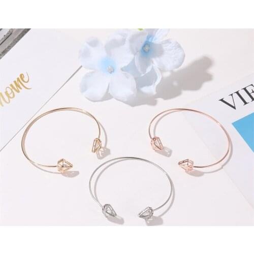 Golden Rose Gold Silver Plated Triangle Hollow Simple Zircon Glossy C-shape Roundness Geometry Opening Copper Bangles for Women