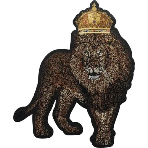 1Pcs High Quality Crown Lion Toothbrush Embroidery Patches Iron on Stick Applique Clothing Jacket Dress Accessories