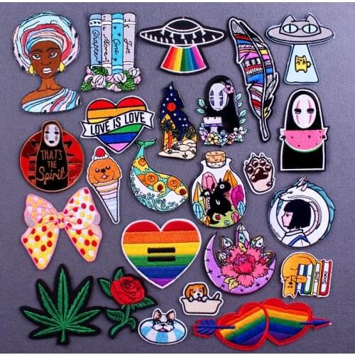 Patches On Clothes Cartoon Animal Iron On Patches For Clothing UFO Flowers Stickers Gay Patch Feather Dog Applique Stripes DIY