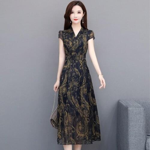 Lady 30-40 years old female dress 50 rich lady Noble foreign temperament mother slim 2019 summer