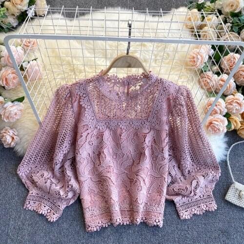 2021 Temperament Fashion New Spring French Hollow Blouse Female Lace Round Neck Puff Sleeve Blusa All-match Short Shirt C242