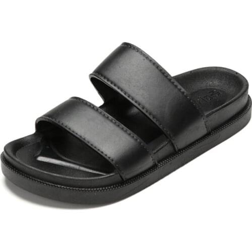 Mens shoes Two pairs Slippers fashion wear flip flops lovers outdoor summer antiskid trend beach shoes PVC material shoefo