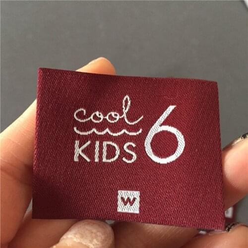 Custom 3.8*4.8cm High Density End Fold Clothing Labels Woven Labels