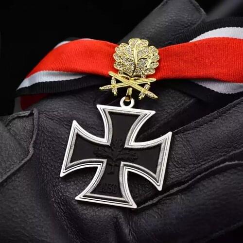 1PC Top Quality 1813-1939 Iron Cross Badge With Diamond Oak Leaf With Certificate And Box Military Medal Souvenir Gifts