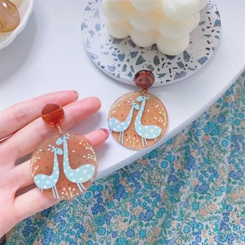 Summer Sweet And Fun Girl Giraffe Earrings Cute Cartoon Small Fresh Round Acrylic Ear Jewelry Female