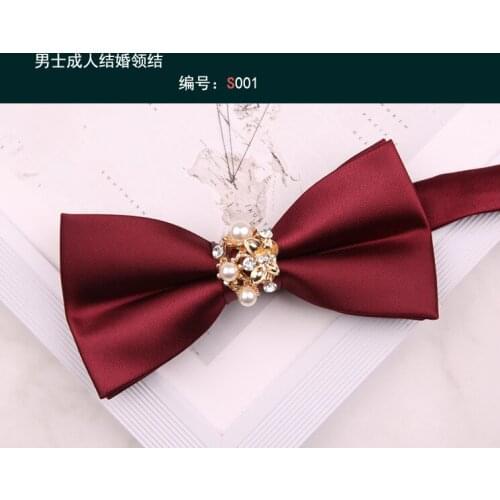 Burgundy wedding inlaid bead bow tie with suit, groom, best man, mens photo photography, wedding bow tie