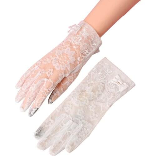 Sexy Summer Women UV Sunscreen Short Sun Screen Pearl Flowers Bow Gloves Thin Ice Silk Lace Touch Screen Lady Driving Gloves J55